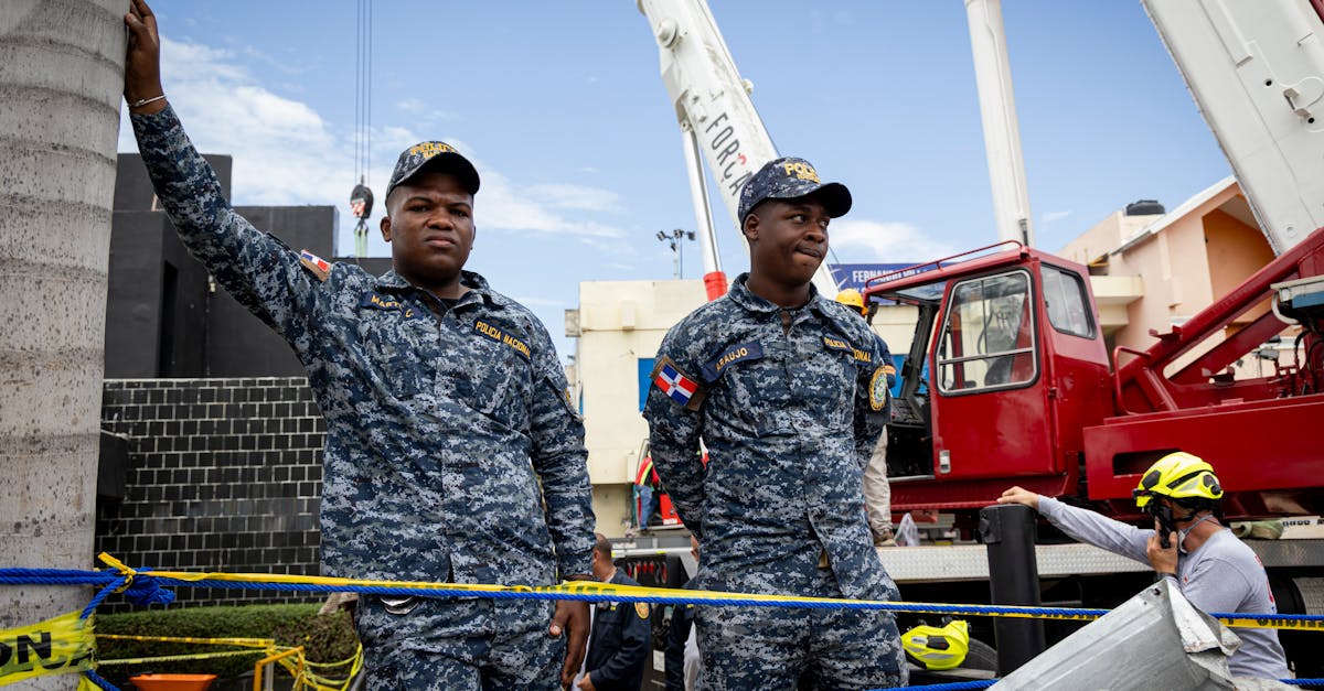木盒红沉香(粗):代理公司要不要注册商标